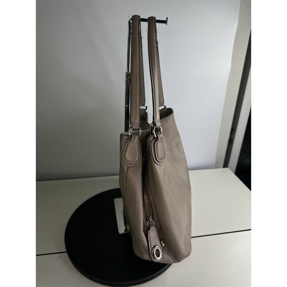 Coach Beige Pebbled Leather 3 Compartment Shoulder Bag Purse Front Logo - Picture 6 of 14